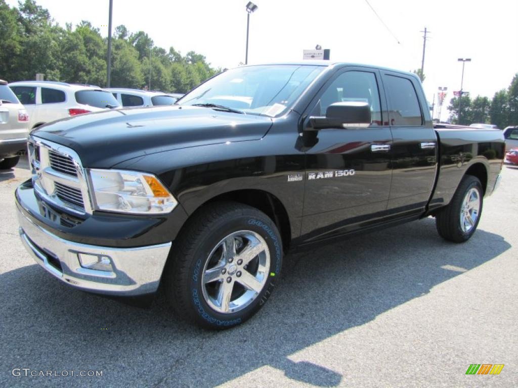 2011 Ram 1500 Big Horn Quad Cab - Brilliant Black Crystal Pearl / Dark Slate Gray/Medium Graystone photo #3