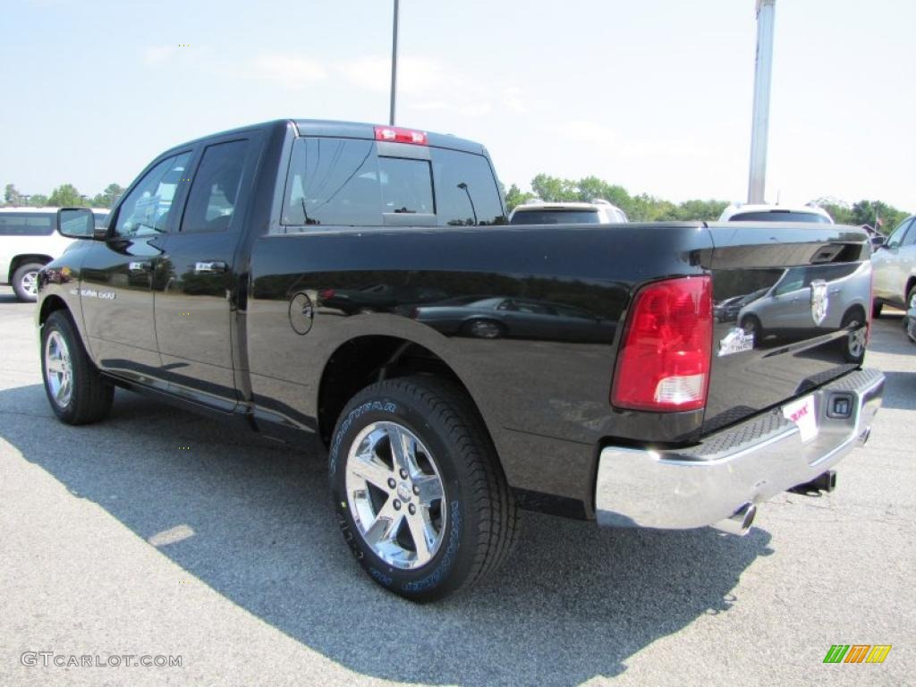 2011 Ram 1500 Big Horn Quad Cab - Brilliant Black Crystal Pearl / Dark Slate Gray/Medium Graystone photo #5