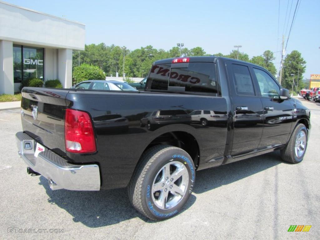 2011 Ram 1500 Big Horn Quad Cab - Brilliant Black Crystal Pearl / Dark Slate Gray/Medium Graystone photo #7