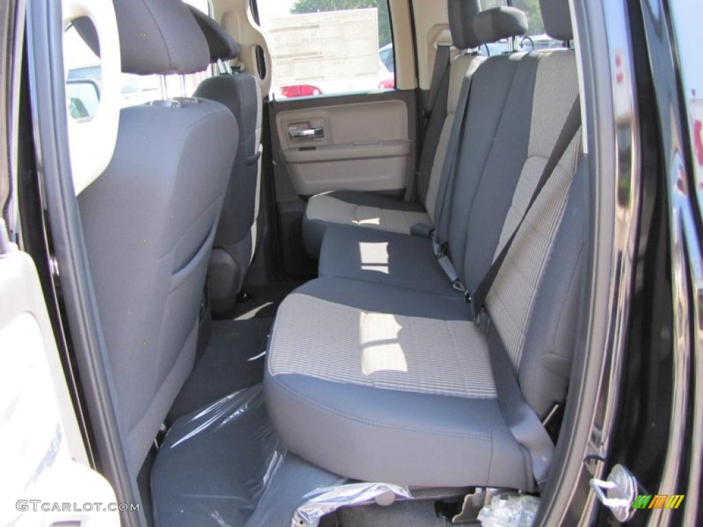 2011 Ram 1500 Big Horn Quad Cab - Brilliant Black Crystal Pearl / Dark Slate Gray/Medium Graystone photo #12
