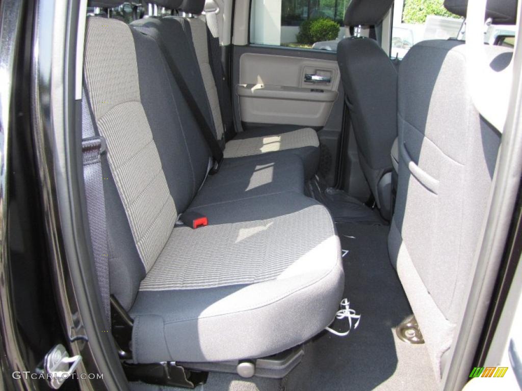 2011 Ram 1500 Big Horn Quad Cab - Brilliant Black Crystal Pearl / Dark Slate Gray/Medium Graystone photo #14