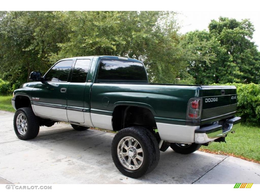 2001 Ram 2500 SLT Quad Cab 4x4 - Forest Green Pearl / Mist Gray photo #5