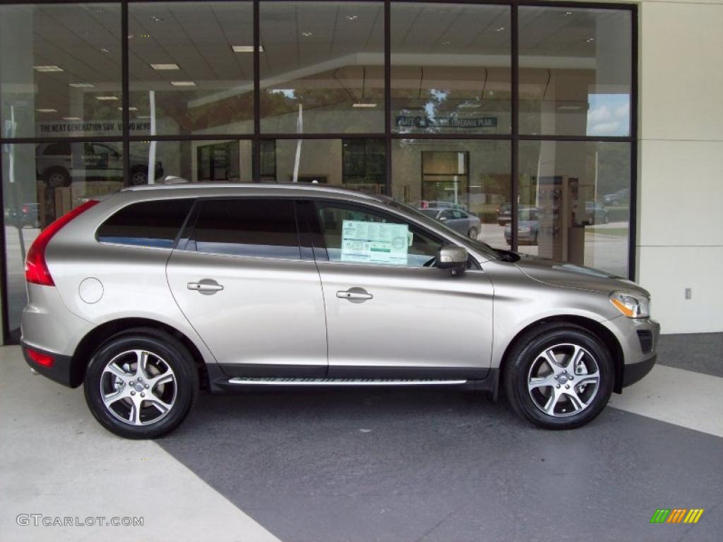 2011 XC60 T6 AWD - Seashell Metallic / Sandstone Beige photo #3