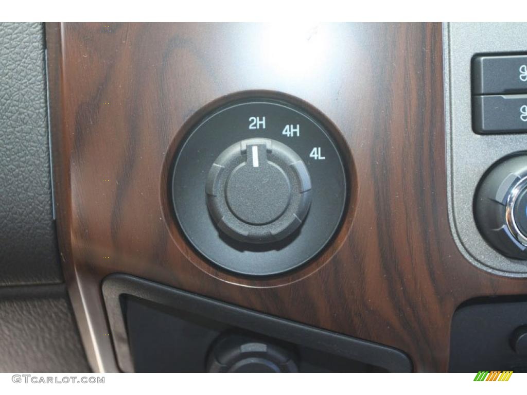 2011 F450 Super Duty Lariat Crew Cab 4x4 Dually - Tuxedo Black Metallic / Black Two Tone photo #19
