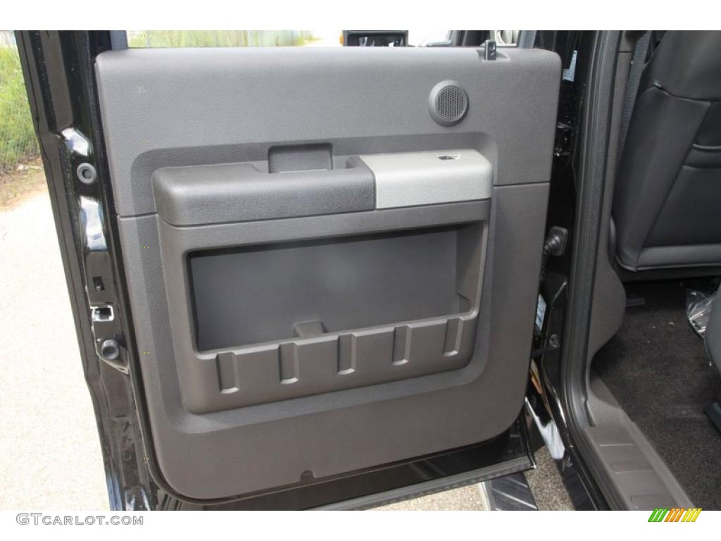 2011 F450 Super Duty Lariat Crew Cab 4x4 Dually - Tuxedo Black Metallic / Black Two Tone photo #23