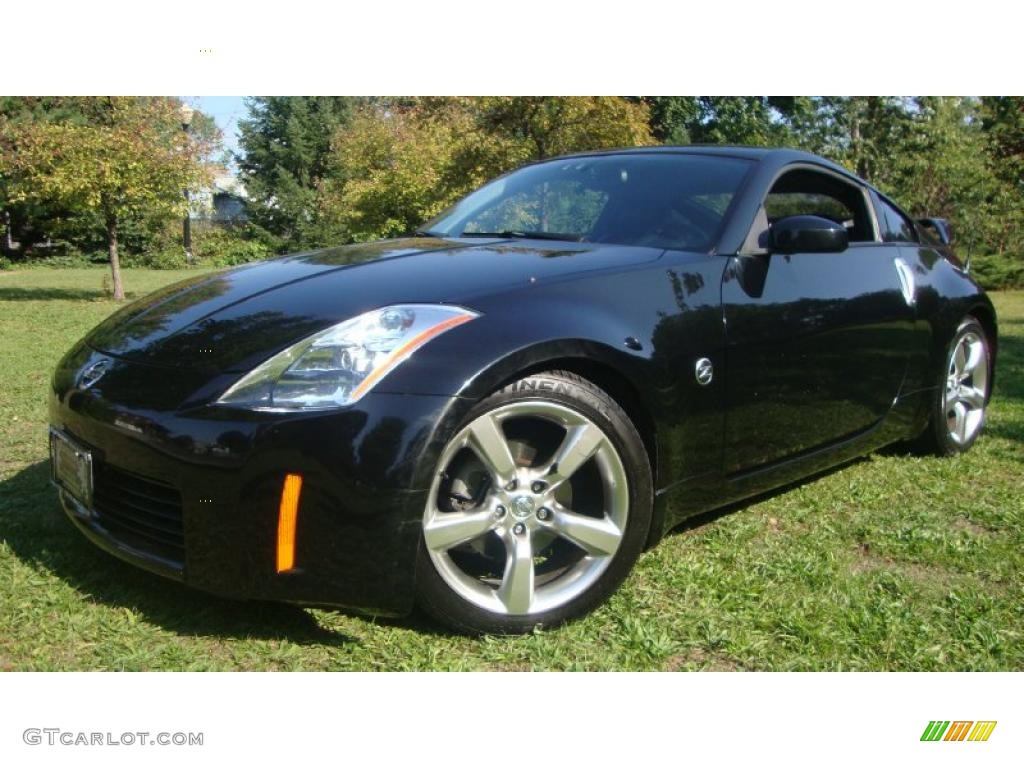 2004 350Z Touring Coupe - Super Black / Charcoal photo #1