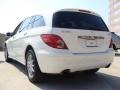 Alabaster White - R 350 4Matic Photo No. 6