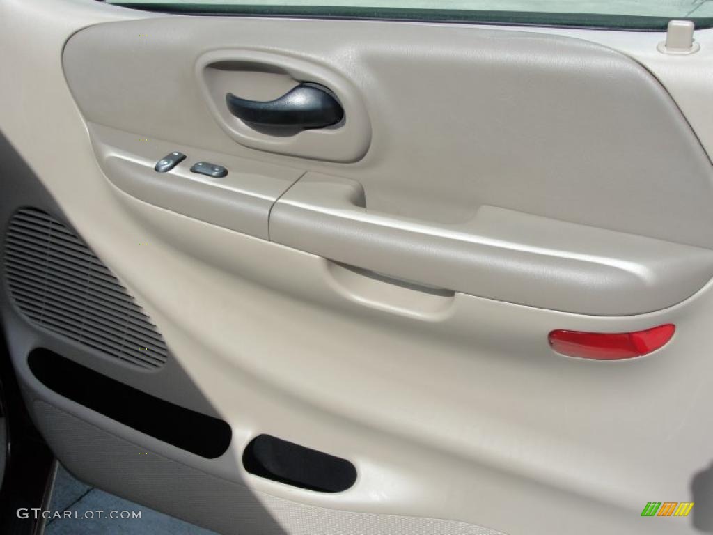2003 F150 Lariat SuperCab - Toreador Red Metallic / Medium Parchment Beige photo #23