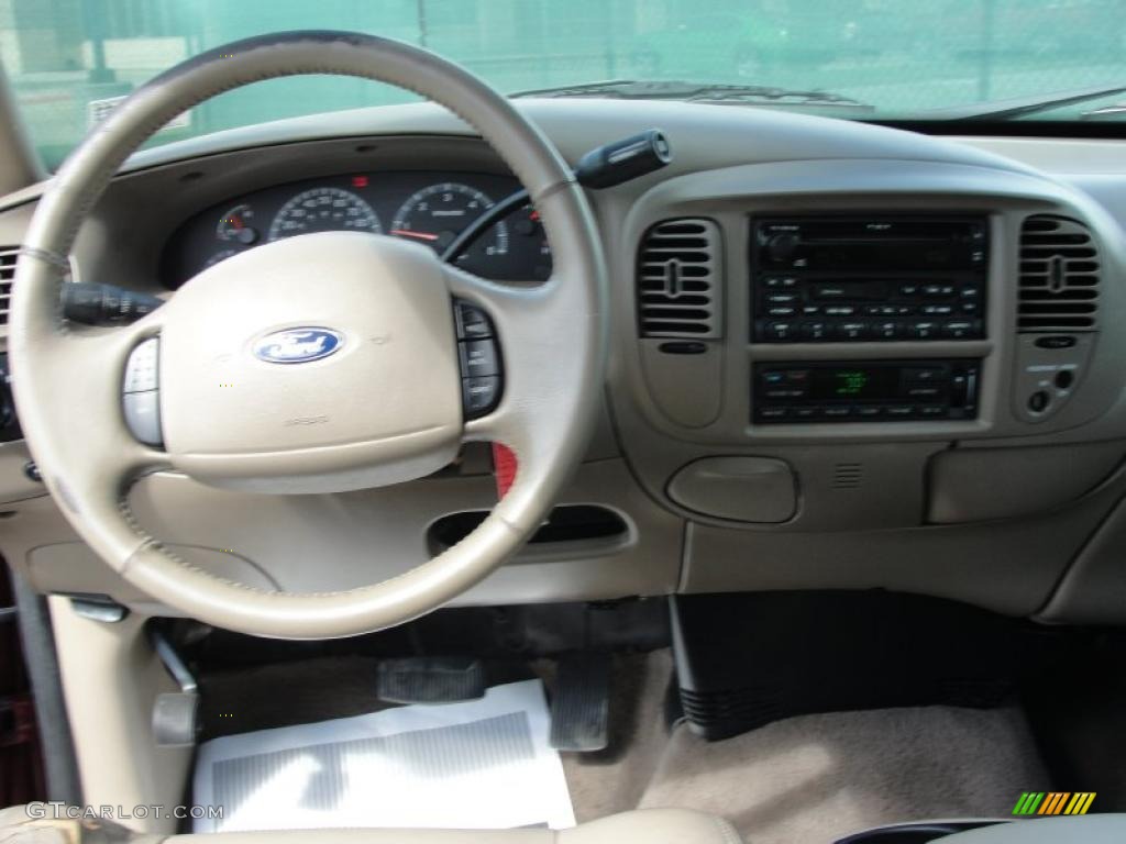 2003 F150 Lariat SuperCab - Toreador Red Metallic / Medium Parchment Beige photo #34