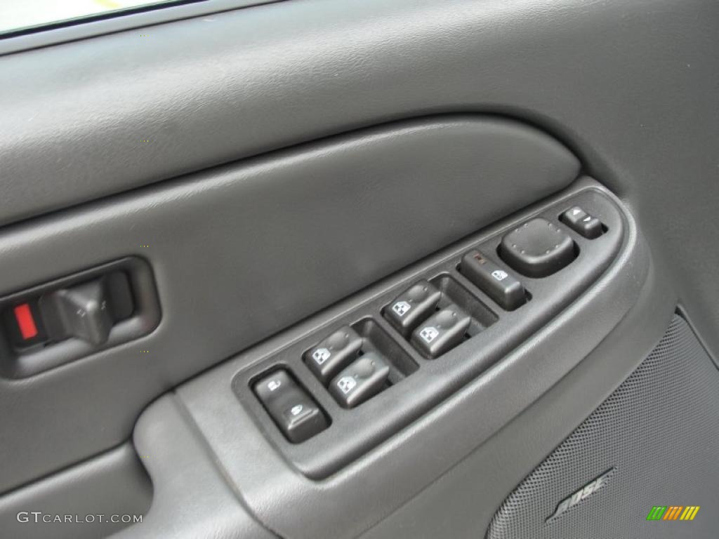 2006 Silverado 1500 Z71 Crew Cab 4x4 - Black / Dark Charcoal photo #32