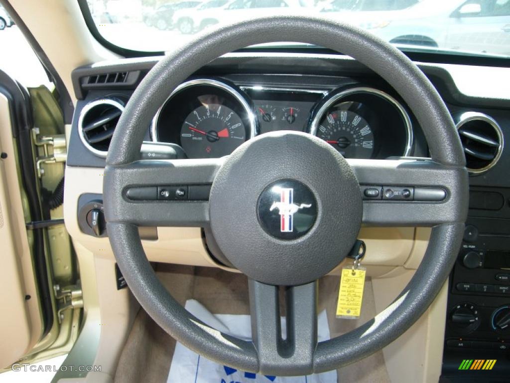 2006 Mustang V6 Premium Coupe - Legend Lime Metallic / Light Parchment photo #22