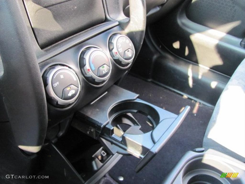 2003 CR-V EX 4WD - Taffeta White / Gray photo #17