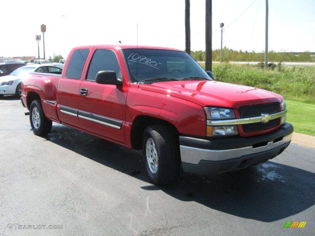 2004 Silverado 1500 LS Extended Cab - Victory Red / Tan photo #2