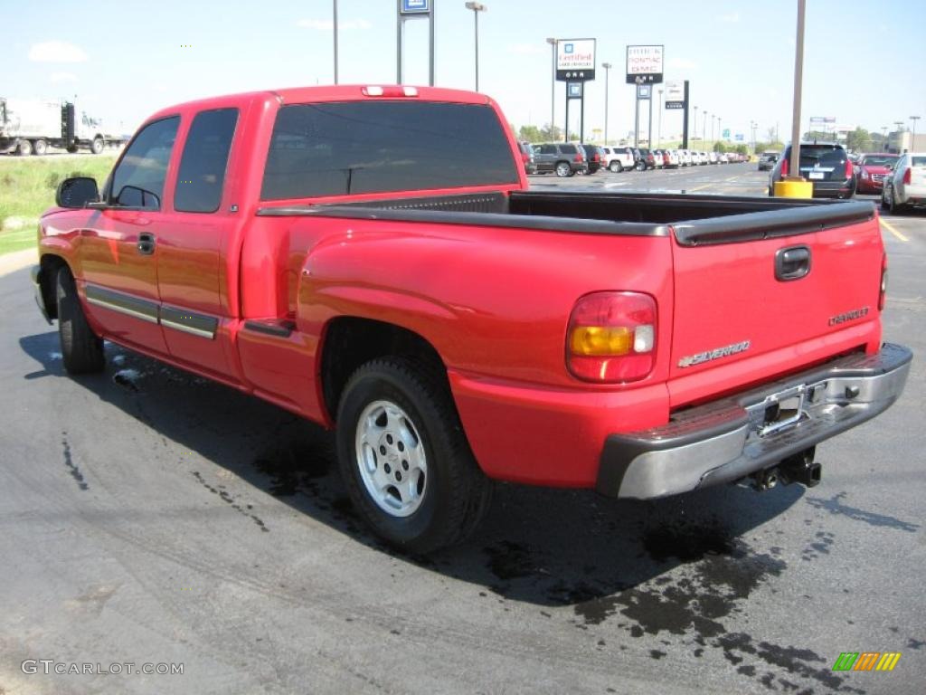 2004 Silverado 1500 LS Extended Cab - Victory Red / Tan photo #4