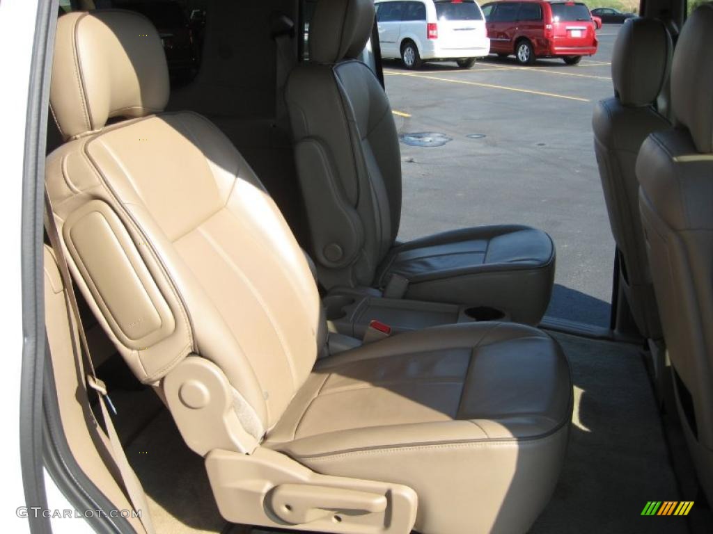 2006 Terraza CXL - Frost White / Cashmere photo #13