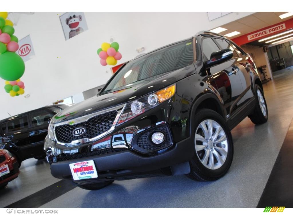 2011 Sorento EX V6 AWD - Ebony Black / Black photo #2