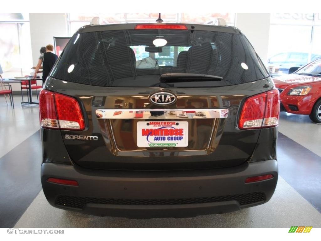 2011 Sorento LX V6 - Tuscan Olive / Black photo #5