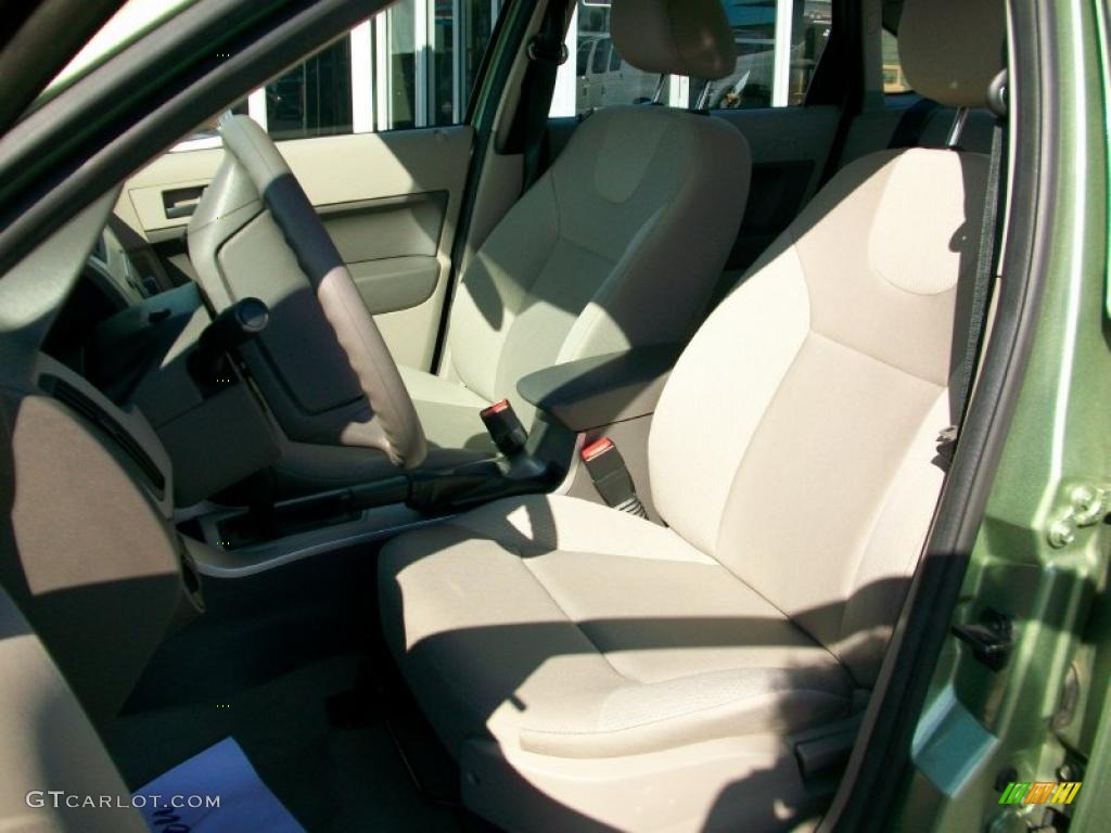 2008 Focus S Sedan - Kiwi Green / Medium Stone photo #11