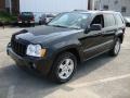 2005 Black Jeep Grand Cherokee Laredo 4x4  photo #2