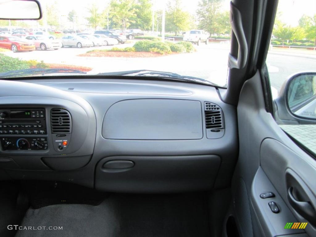 2002 F150 FX4 SuperCab 4x4 - Silver Metallic / Medium Graphite photo #20
