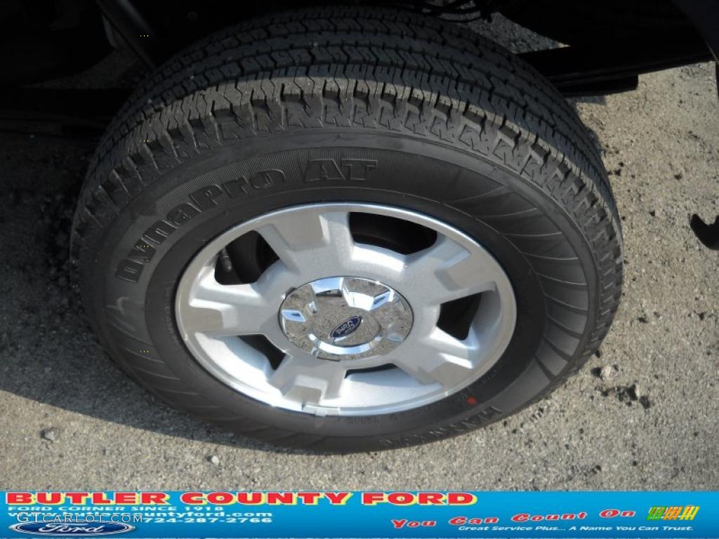 2010 F150 XLT SuperCab 4x4 - Dark Blue Pearl Metallic / Medium Stone photo #14