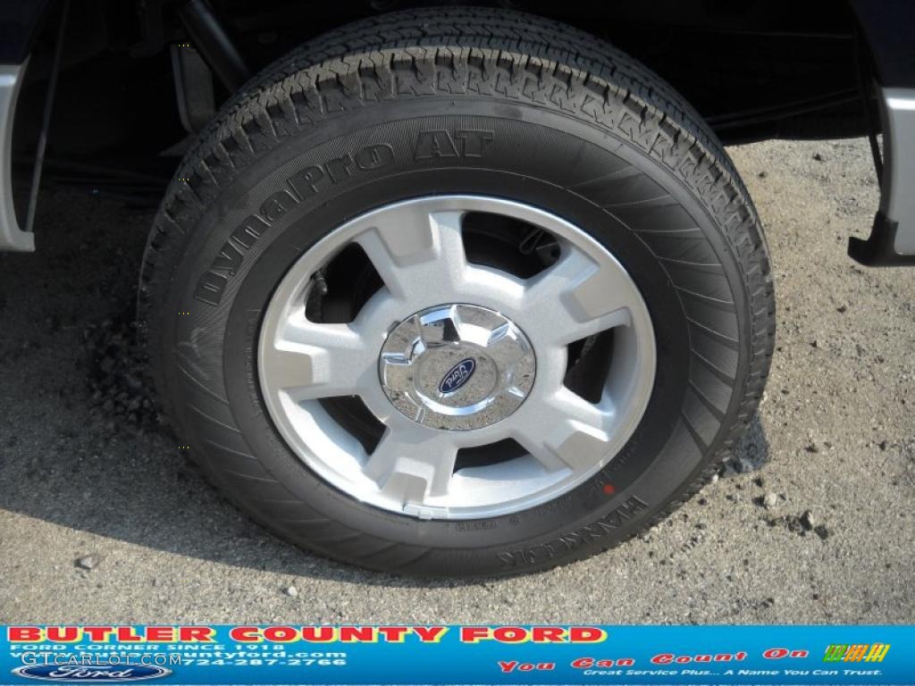 2010 F150 XLT SuperCab 4x4 - Dark Blue Pearl Metallic / Medium Stone photo #15