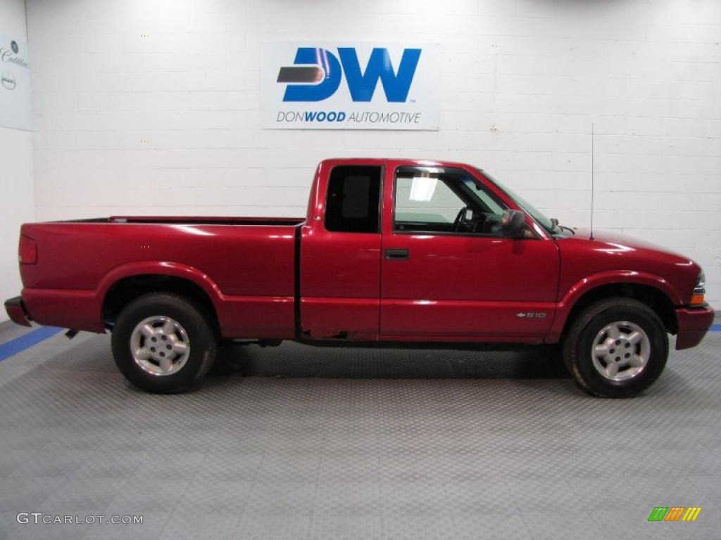 1999 S10 LS Extended Cab 4x4 - Dark Cherry Red Metallic / Graphite photo #6