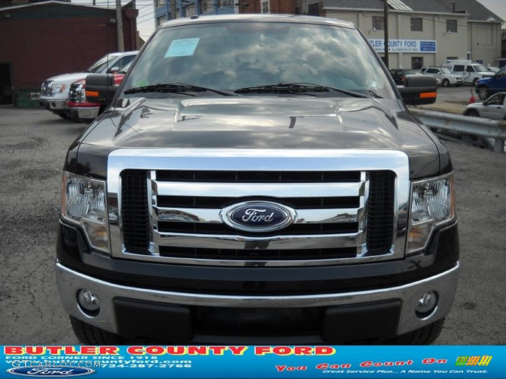 2010 F150 XLT SuperCab 4x4 - Tuxedo Black / Medium Stone photo #20