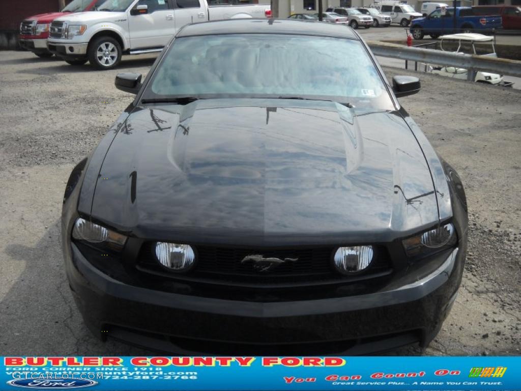 2011 Mustang GT Premium Coupe - Ebony Black / Brick Red/Cashmere photo #20