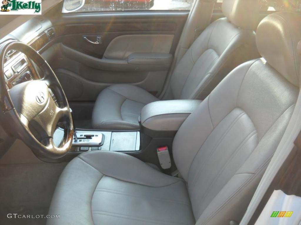 2002 XG350 L Sedan - Ivory White Pearl / Black photo #9