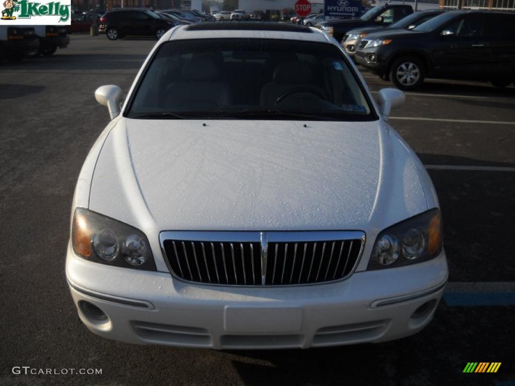 2002 XG350 L Sedan - Ivory White Pearl / Black photo #14
