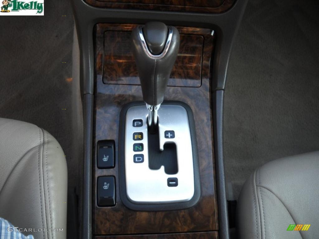 2002 XG350 L Sedan - Ivory White Pearl / Black photo #17