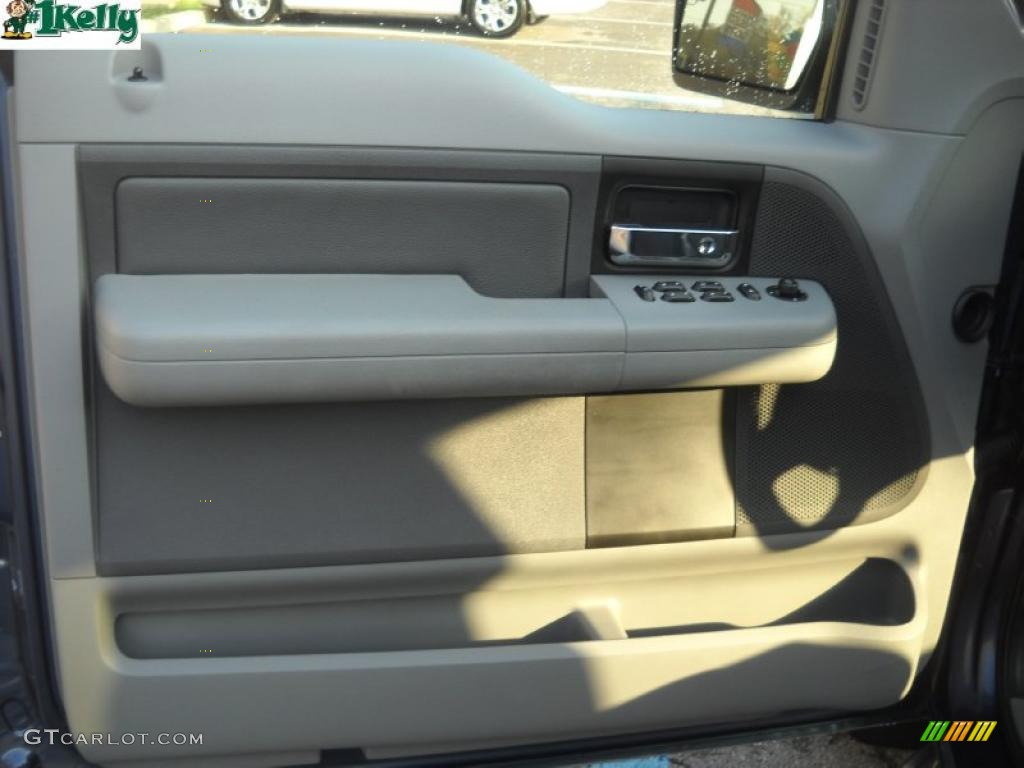 2004 F150 XLT SuperCab 4x4 - True Blue Metallic / Black/Medium Flint photo #7