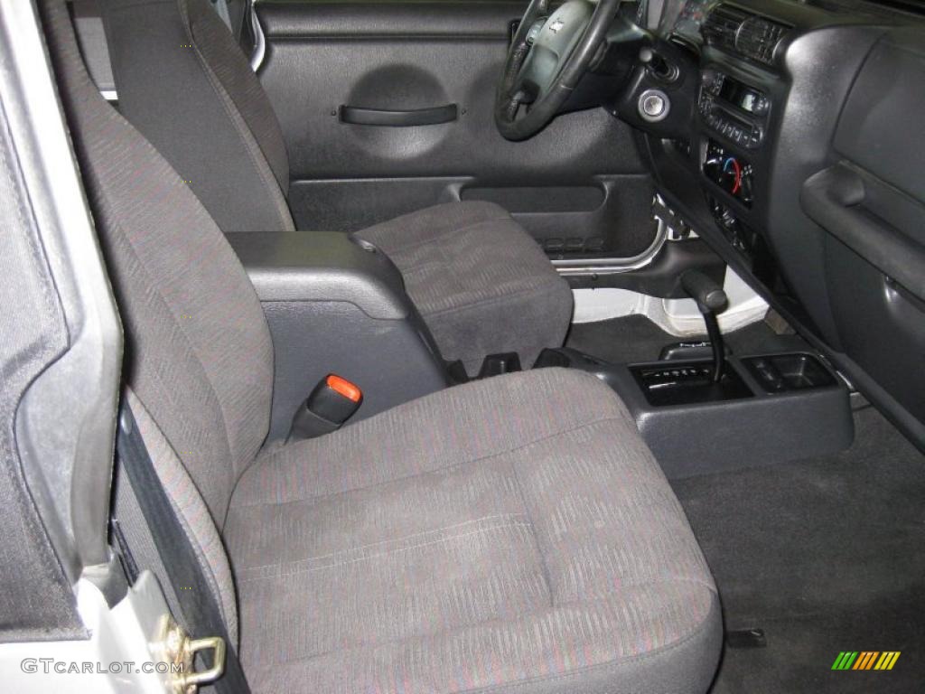 2004 Wrangler Unlimited 4x4 - Bright Silver Metallic / Dark Slate Gray photo #19