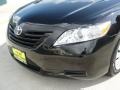 Black - Camry LE Photo No. 11