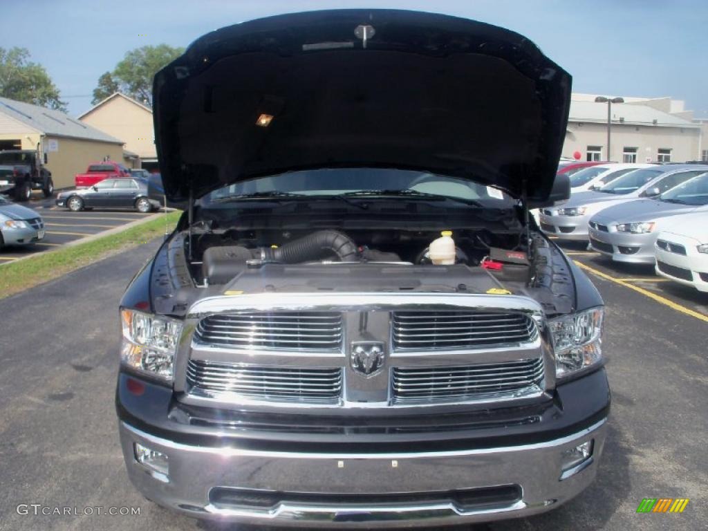 2011 Ram 1500 Big Horn Quad Cab 4x4 - Brilliant Black Crystal Pearl / Dark Slate Gray/Medium Graystone photo #13