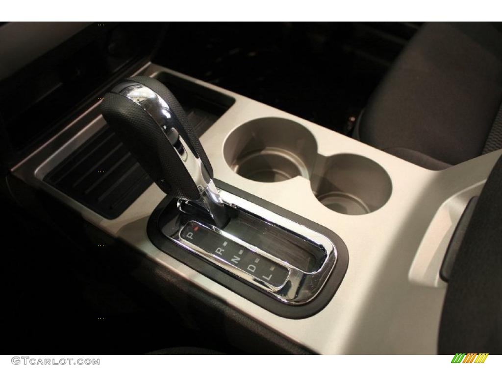 2008 Edge SE - Vapor Silver Metallic / Charcoal photo #16