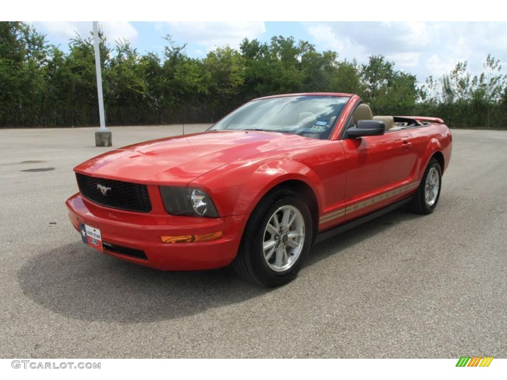 2006 Mustang V6 Premium Convertible - Torch Red / Light Parchment photo #8