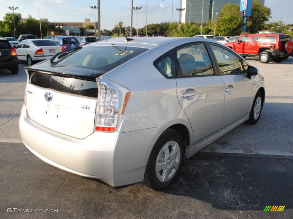 2010 Prius Hybrid II - Classic Silver Metallic / Dark Gray photo #5