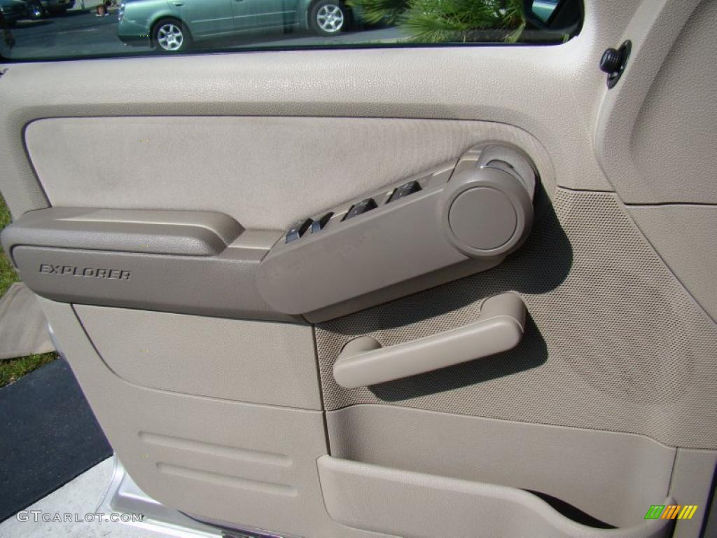 2006 Explorer XLS - Silver Birch Metallic / Stone photo #21