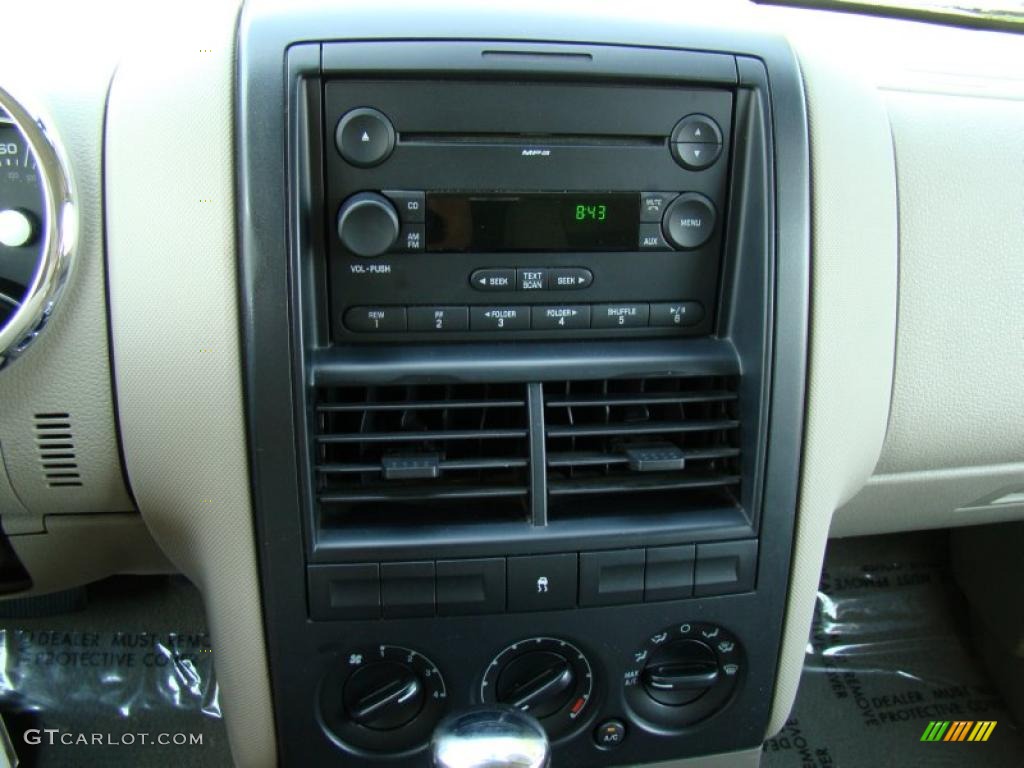 2006 Explorer XLS - Silver Birch Metallic / Stone photo #22