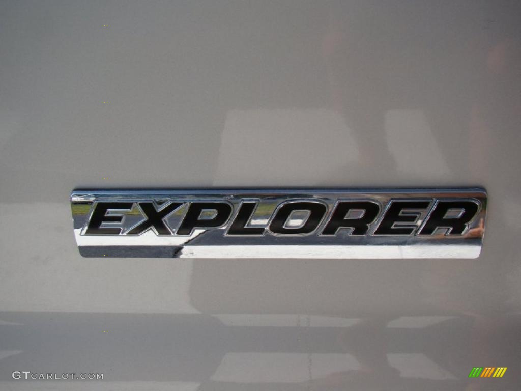 2006 Explorer XLS - Silver Birch Metallic / Stone photo #34