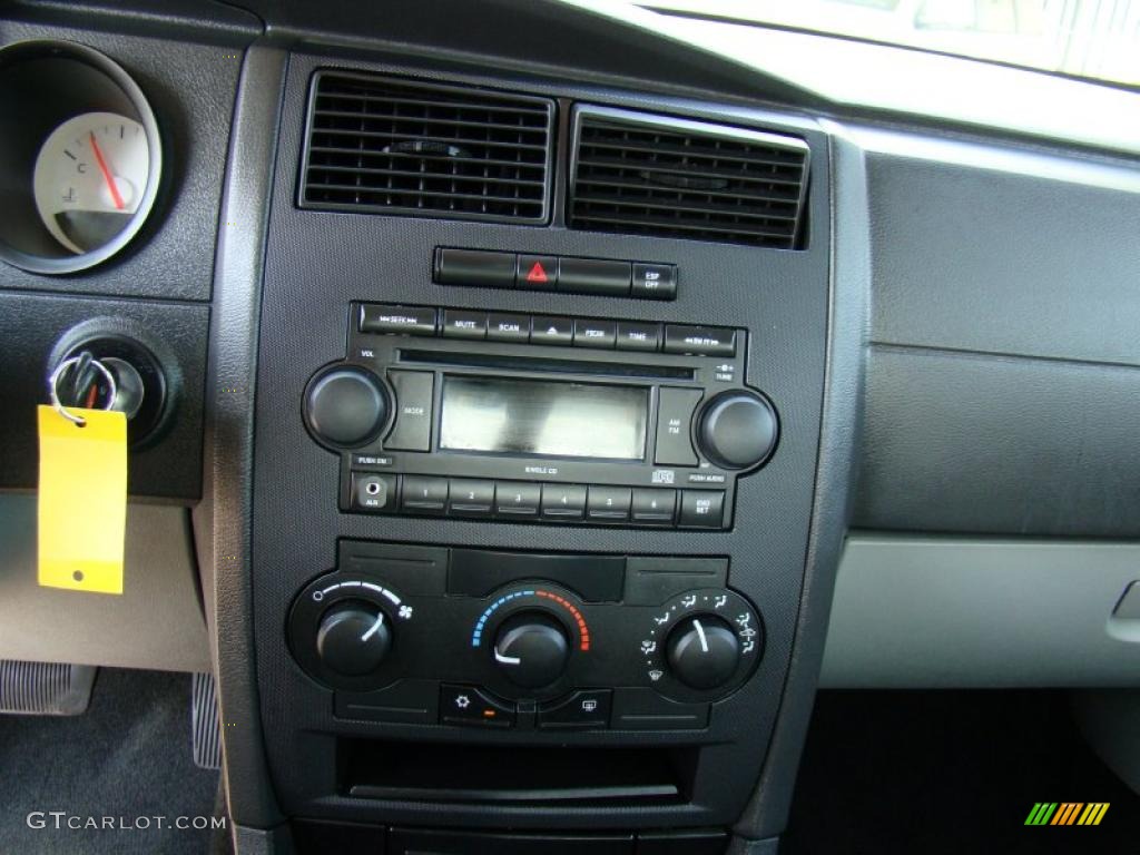 2006 Charger SE - Silver Steel Metallic / Dark Slate Gray/Light Graystone photo #21