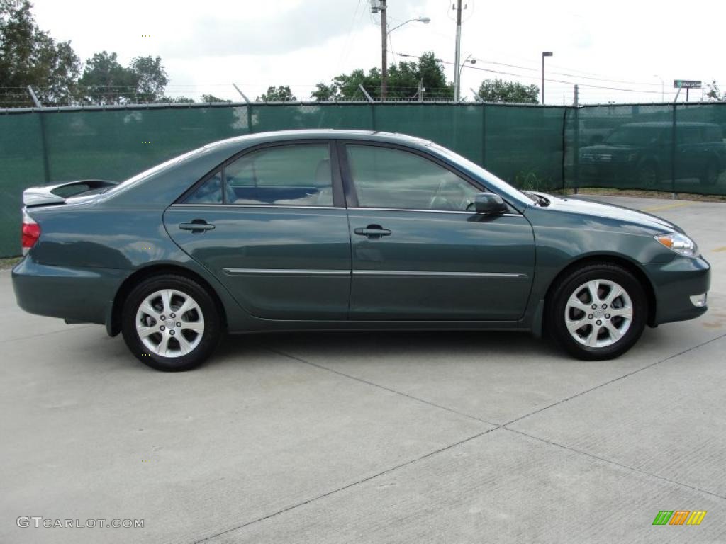 2005 Camry XLE V6 - Aspen Green Pearl / Gray photo #2