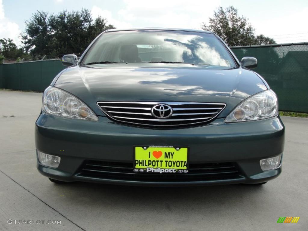 2005 Camry XLE V6 - Aspen Green Pearl / Gray photo #9