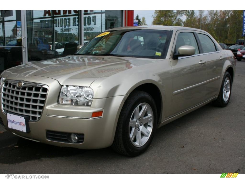 2006 300  - Linen Gold Metallic / Dark Slate Gray/Light Graystone photo #8