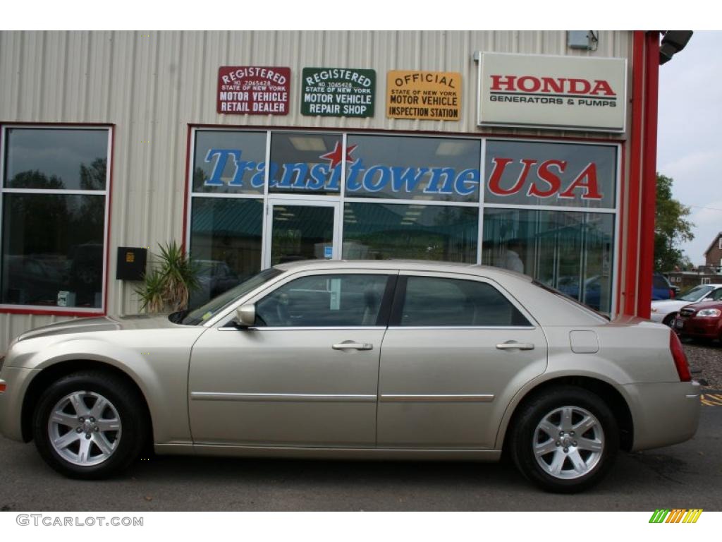 2006 300  - Linen Gold Metallic / Dark Slate Gray/Light Graystone photo #15