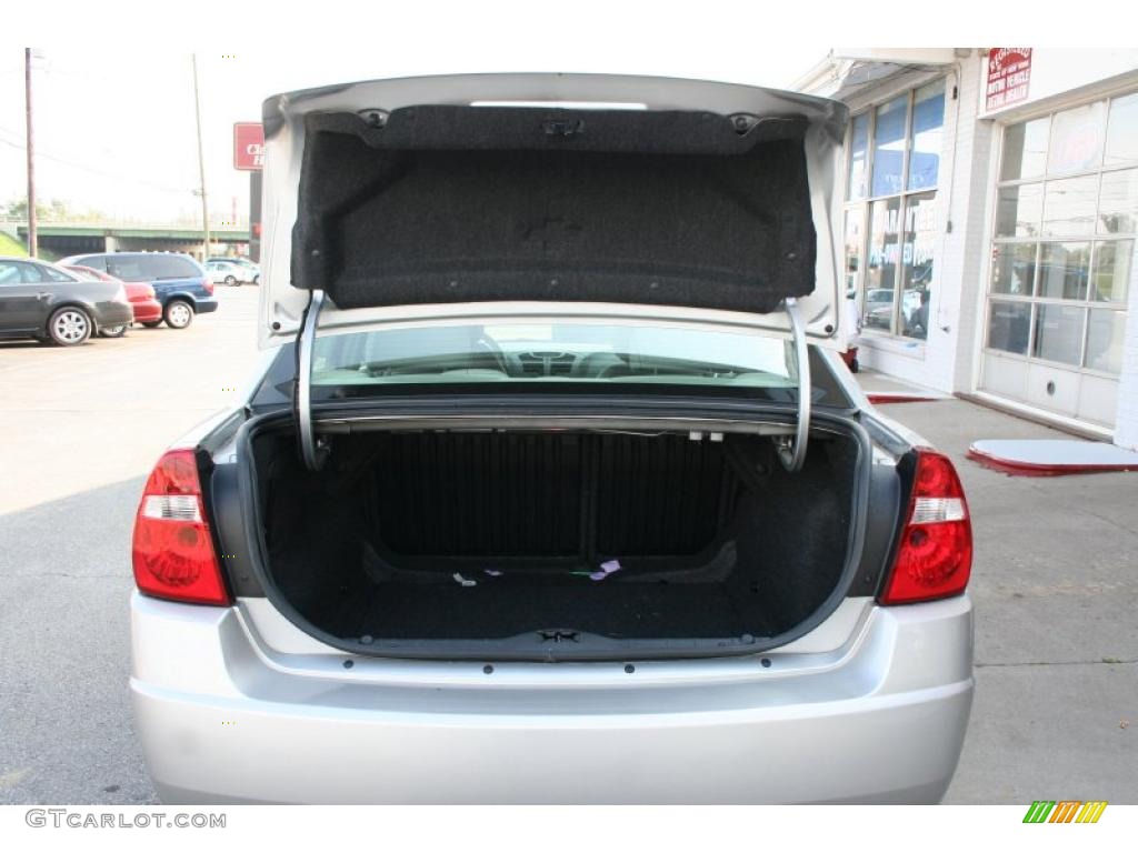 2006 Malibu LS Sedan - Silverstone Metallic / Titanium Gray photo #6