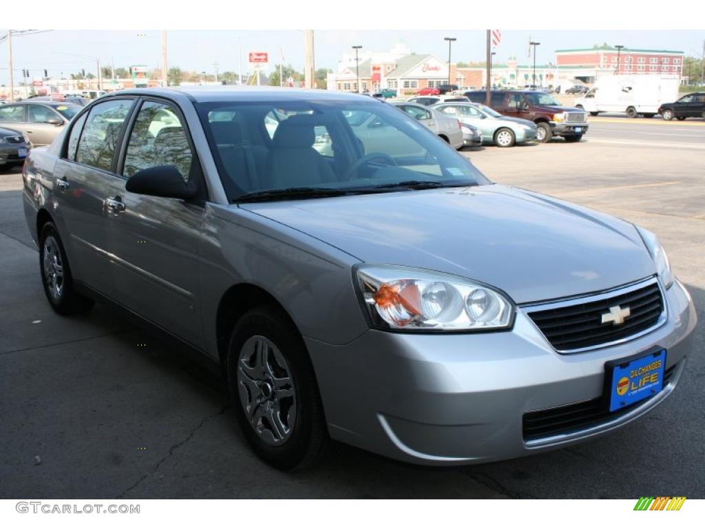2006 Malibu LS Sedan - Silverstone Metallic / Titanium Gray photo #13