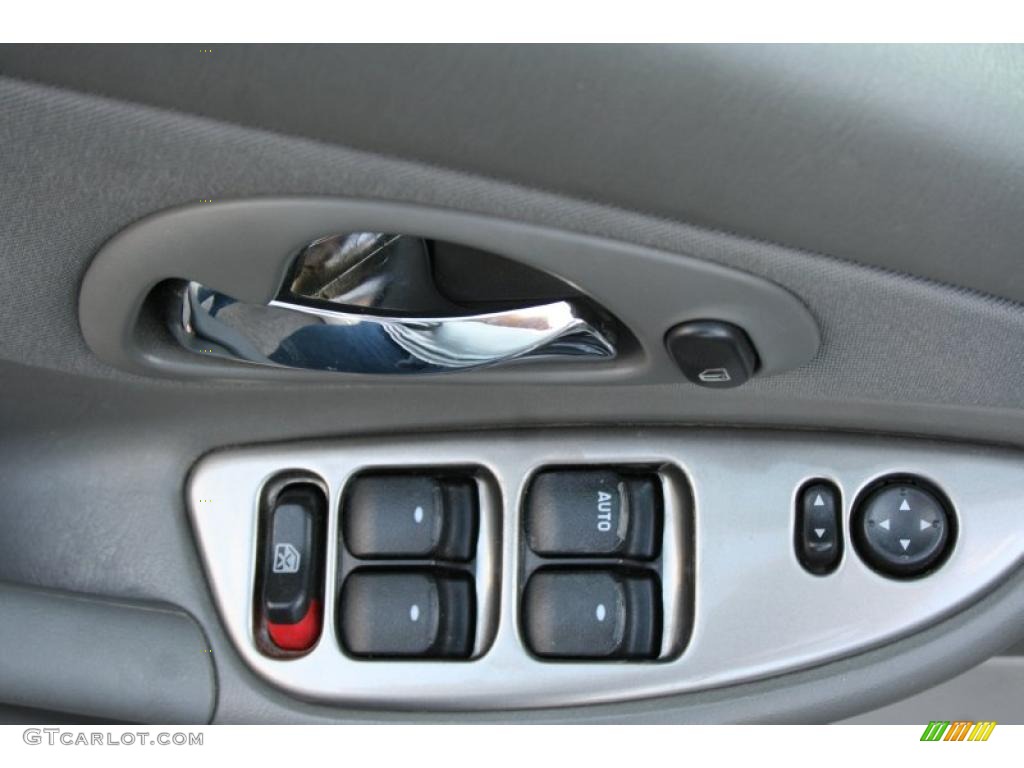 2006 Malibu LS Sedan - Silverstone Metallic / Titanium Gray photo #21